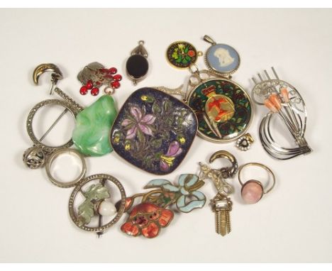 COSTUME JEWELLERY.
Including silver & enamel.