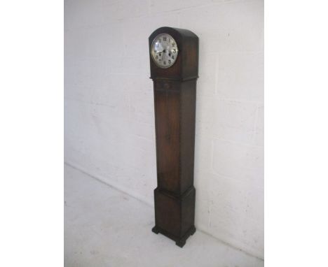 A 20th Century oak grandmother clock, height 128cm.