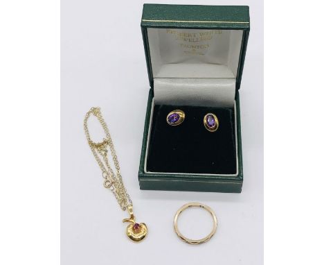 A 9ct gold necklace on chain, scrap 9ct ring and a pair of amethyst earrings set in 9ct gold, total weight 4.4g