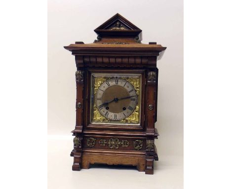 Continental bracket clock walnut case, 8-day movement. Condition report: All clocks and watches are sold without warranty. Co