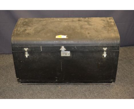 S. Smith and Sons, Great Portland Street, an early 20th century vintage car rear mounting black leatherette trunk, with chrom