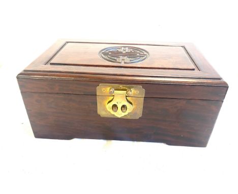 Vintage asian teak carved detail jewellery box with brass handles and lock, green insets, approximate measurements: Height 5 