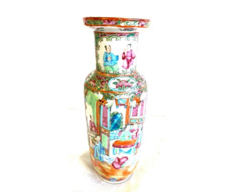 Vintage hand painted Chinese Rose medallion vase height approx 9.5 inches