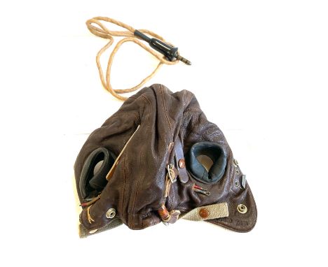 WW2 RAF leather flying helmet, marked 22c / 880 also with air ministry marks