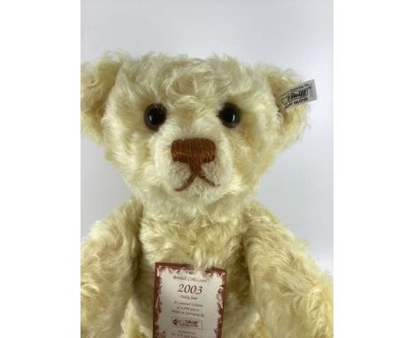 Steiff British  boxed Fine collectors Bear 2003 , yellow 36cm white tag bear, 660955 , all boxed with tags, unused. Ltd edt o