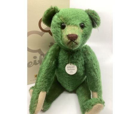 Steiff German Teddy bear Green 408540 924/3000 35cm 1908 Replica bear with box ( 1)&nbsp;