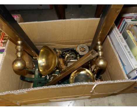 A mixed lot of brass ware including scales, horse brasses etc