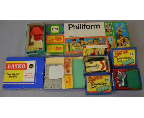 Collection of construction sets including Bayko and Philiform 