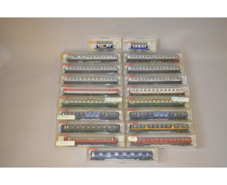 N Gauge. Fleischmann. 19 x coaching stock. various liveries. Vg in G boxes.