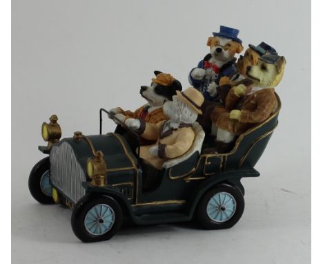 NO RESERVE - Small ceramic car with dogs 