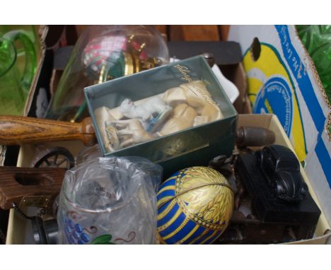 Box of small collectables to include a anniversary clock 