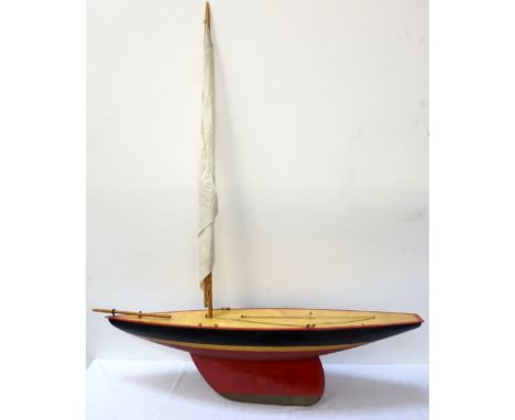 VINTAGE POND YACHTwith masts and sails, 79cm long