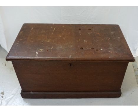 VINTAGE PINE BLANKET BOXwith interior lidded two section compartment, metal carrying handles, 47.5cm high x 89cm wide x 51cm 