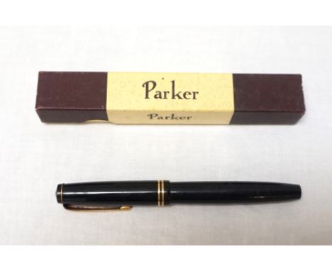 THREE VINTAGE 'PARKER' FOUNTAIN PENScomprising a Duofold and Victory, both with 14K gold nibs and original boxes, and a Victo