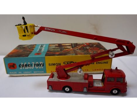 CORGI TOYS MAJOR 'SIMON SNORKEL FIRE ENGINE'1127, with original box 