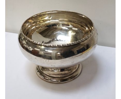 LARGE VINTAGE AMERICAN SILVER CENTRE BOWLwith beaded rim, marks polished but Elephant logo clearly visible (Bailey & Co./ Tay
