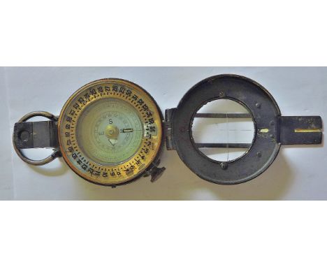 British WWII MK III Army Compass, T.G. Co Ltd, London No B 308206 1944. In good condition for its age with wear. 