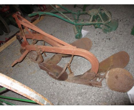 FERGUSON - tractor drawn plough