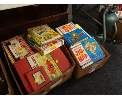 A quantity of vintage jigsaws & table games etc