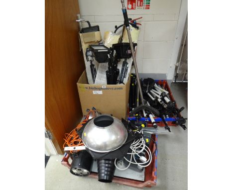 Parcel of tripod flood lighting, collection of various tripod camera & lighting stands etc