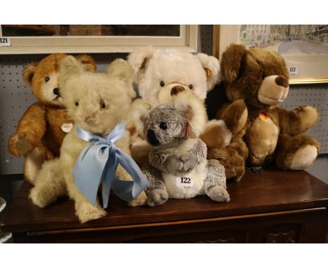 Collection of Teddy bears to include Steiff paddy, TY, Classic Petsy Bear etc