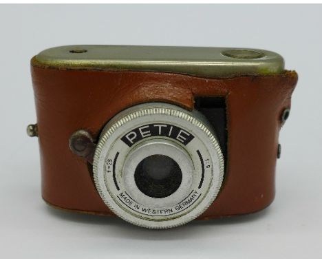 A Petie miniature camera, Made in Western Germany