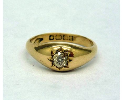 An 18ct gold diamond solitaire ring, 4.8g, size N