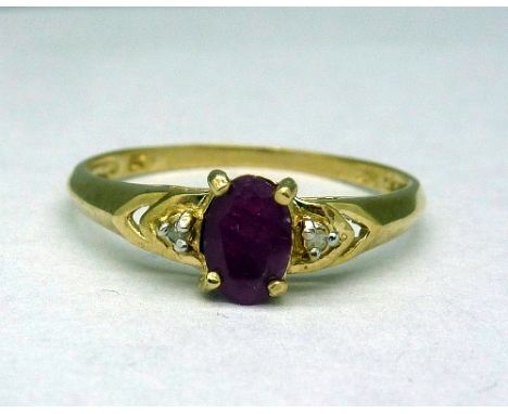 A 9ct gold, ruby and diamond ring, weight 1.2g, size O