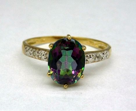 A 9ct gold, mystic topaz and diamond ring, weight 1.6g, size O