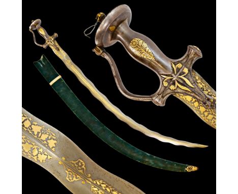 Beautiful Mughal shamshir with wootz blade and golden kofgari, 18-19 century. The steel hilt chiseled and heavily overlaid in