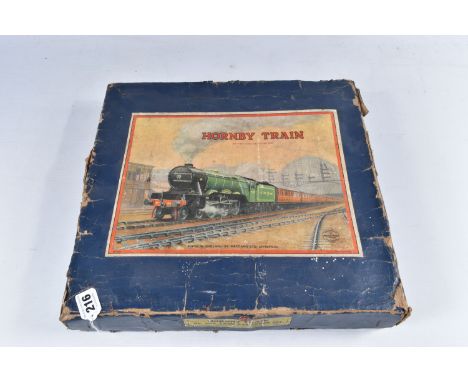 A BOXED HORNBY O GAUGE CLOCKWORK No.101 TANK PASSENGER SET, comprising No.101 tank locomotive No.2270, L.M.S. lined maroon li