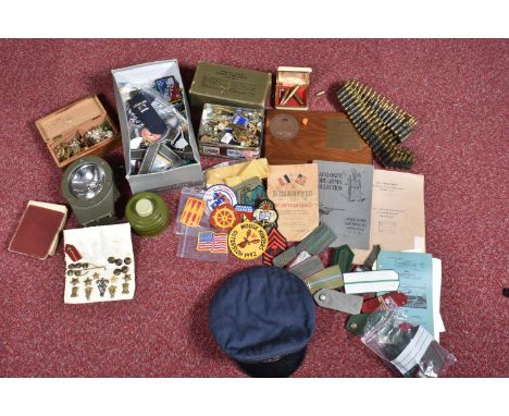 A PARCEL OF MIXED MILITARIA, to include a box of mixed collar dogs from various regiments and eras, a selection of modern sho