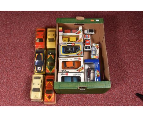 A QUANTITY OF ASSORTED BOXED AND UNBOXED BBURAGO DIECAST CAR MODELS, to include assorted 1/24 scale Ford Escort models, with 