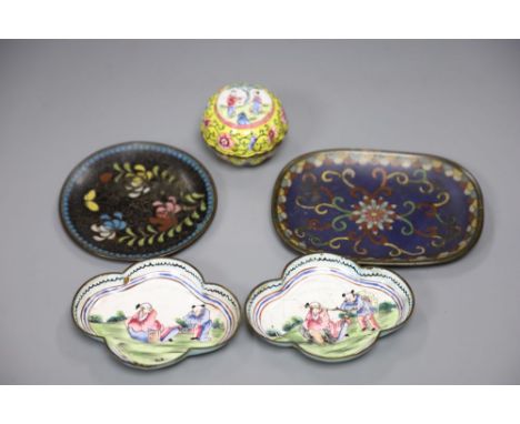 Two Chinese Canton enamel dishes and a lidded pot, and two cloisonne dishes