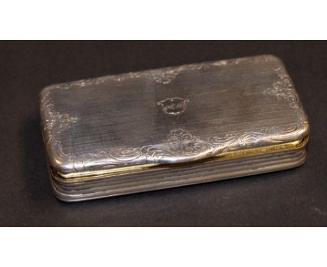 An excellent quality continental silver snuff box with hinged cover, chased and turned decoration and gilt-washed interior. M