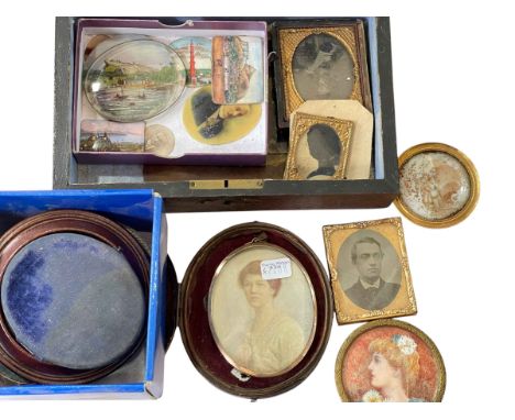 Mirrored trinket box with collection of miniatures.