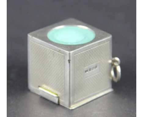 A silver snooker cue chalk holder, with engine turned detailing, William Manton, Birmingham, 1991, 2.5cm