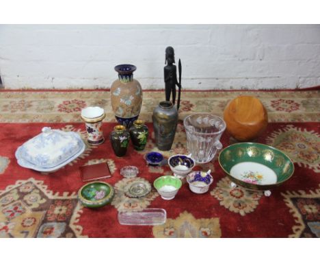 A 19th century Imari pallet vase, possibly Spode, 14.5cm; a Doulton vase; three tea coups; pair of cloisonne vases etc