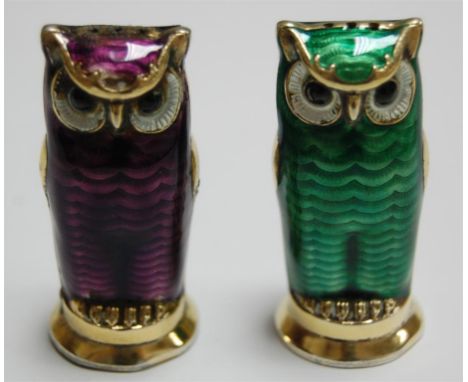 A pair of Norwegian silver gilt and enamel novelty pepperettes in the form of owls (a/f) Condition Report / Extra Information