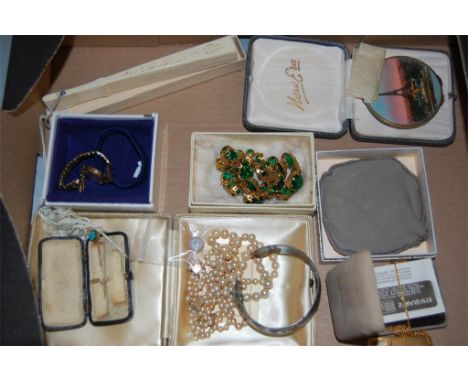 Mixed lot to include; Victorian yellow metal turquoise set stick-pin, ladies wristwatch, faux ivory fan etc 