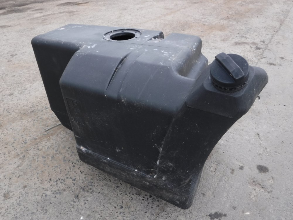 JCB FUEL TANK [+ VAT]