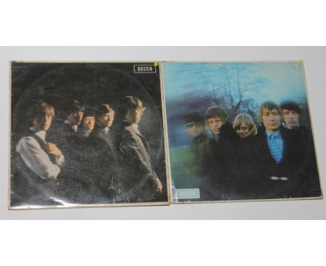 2x ROLLING STONES LPs comprising THE ROLLING STONES mono LK4605 and BETWEEN THE BUTTONS mono LK4605 