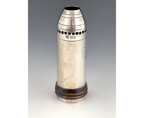 An Edwardian silver novelty table lighter, Goldsmiths and Silversmiths Company, London 1904, modelled as an artillery shell, 