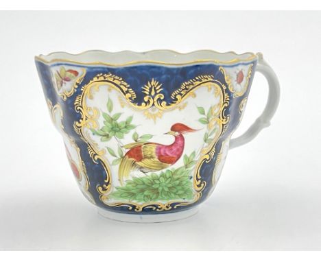 A Worcester scale blue pattern cup, circa 1775 ogee form, decorated with fancy birds in cartouches, square seal mark