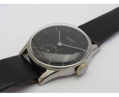 UNIVERSAL GENEVE: a manual wind gent's steel wristwatch with black dial and subsidiary seconds, circa 1938, case diameter 31m