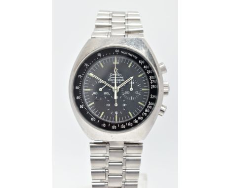 A STAINLESS STEEL OMEGA SPEEDMASTER PROFESSIONAL MARK II WRISTWATCH, black matt dial with baton markers, three chronograph di