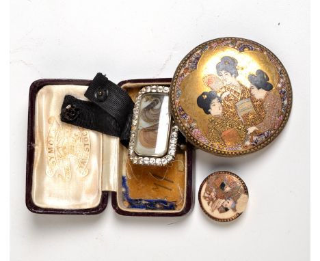 Two satsuma buttons and a mourning choker panel. Condition Report: The large button is 5.8cm in diameter.