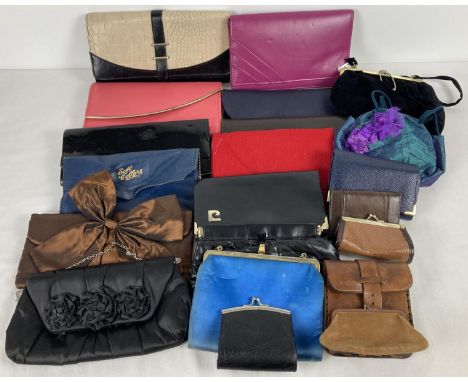 A collection of 21 assorted vintage clutch bags and purses. To include satin, leather and velvet examples. 
