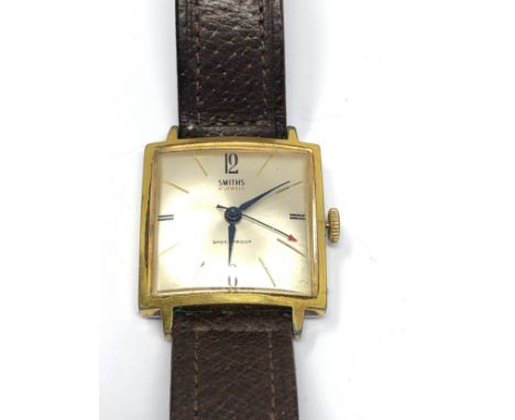 Vintage gents smiths 25 jewel wristwatch the watch is not ticking 