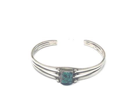 Fine Vintage F.Arviso Navajo silver bangle set with central turquoise stone t 